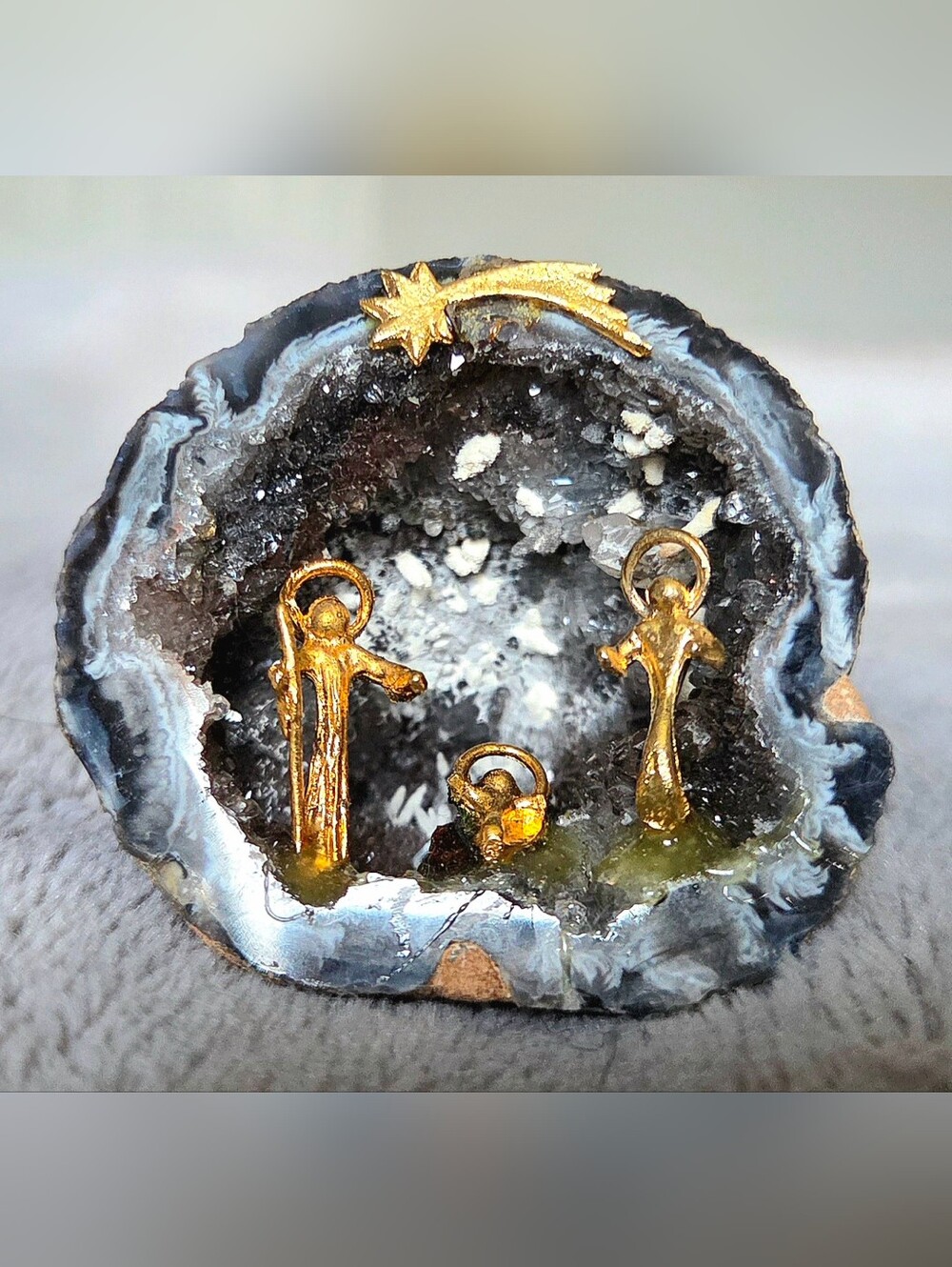 Geode Nativity Scene Miniature Manger